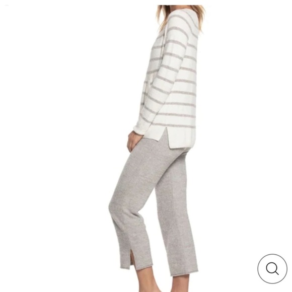 Barefoot Dreams CozyChic Ultra Lite Raglan
Sleeve Pullover So Soft Sweater Sz M - Picture 3 of 8